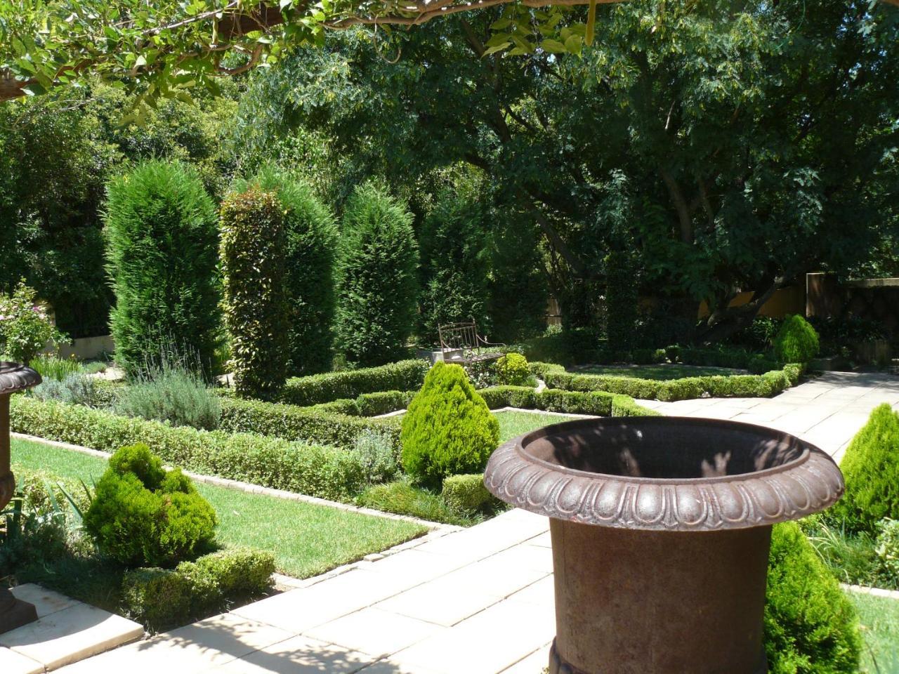 Moon And Sixpence Garden Guest House ملدرزدريفت المظهر الخارجي الصورة